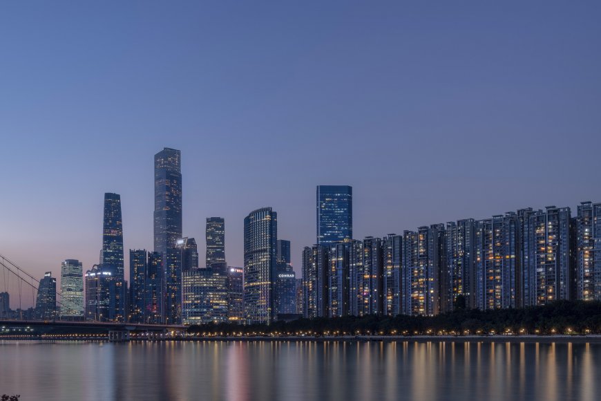 广州珠江新城CBD夜景高楼林立城市风光风景电脑壁纸