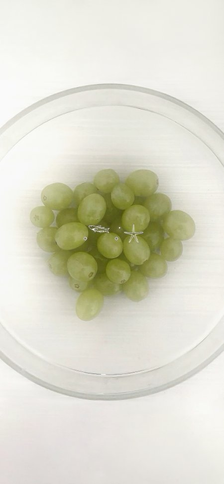 青提葡萄透明碗极简构图清新美食摄影风景手机壁纸