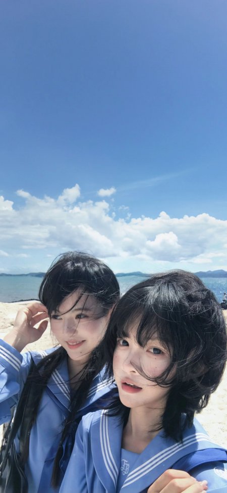 海边JK制服双马尾少女清新合影青春校园人物手机壁纸