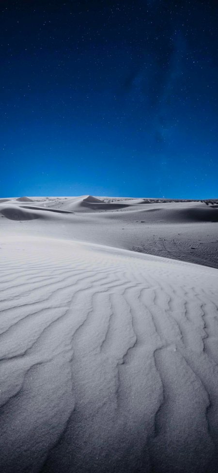 星空下白色沙丘起伏纹理清晰壮丽风光风景手机壁纸