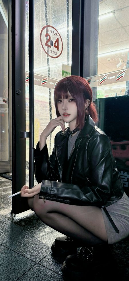 红发少女蹲坐便利店门口赛博朋克风美女人物摄影手机壁纸