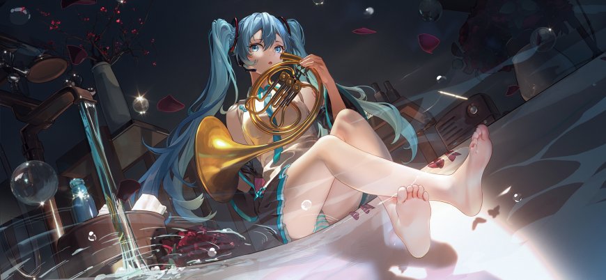 初音未来双马尾少女持圆号沐浴花瓣唯美插画动漫电脑壁纸