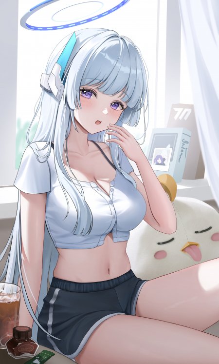 蔚蓝档案生盐诺亚蓝发少女坐沙发旁插画动漫手机壁纸