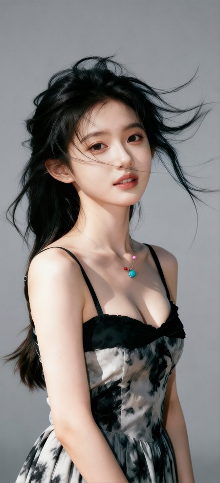 黑白印花裙长发美女风吹侧颜手机壁纸