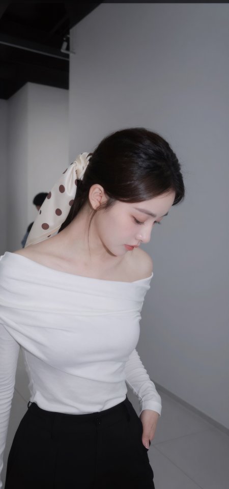 波点丝巾低马尾露肩白衣黑色长裤优雅美女手机壁纸