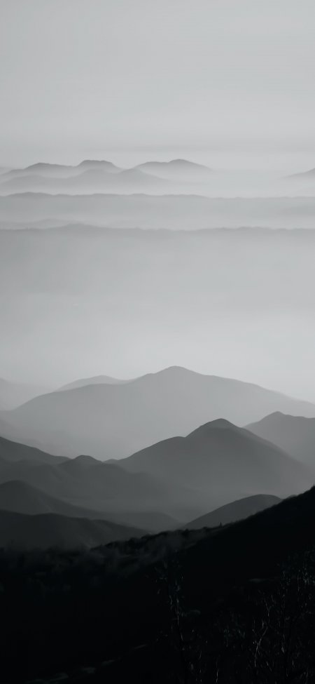 黑白层峦云雾山脊极简风景手机壁纸