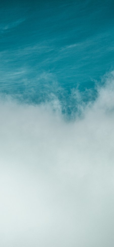 青绿天空白云云海极简风景手机壁纸