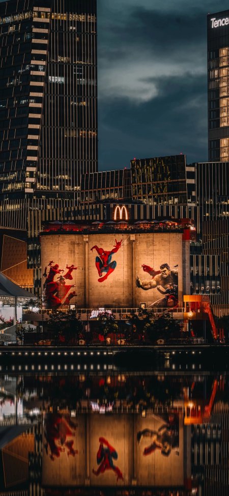漫威蜘蛛侠绿巨人城市夜景影视剧照手机壁纸
