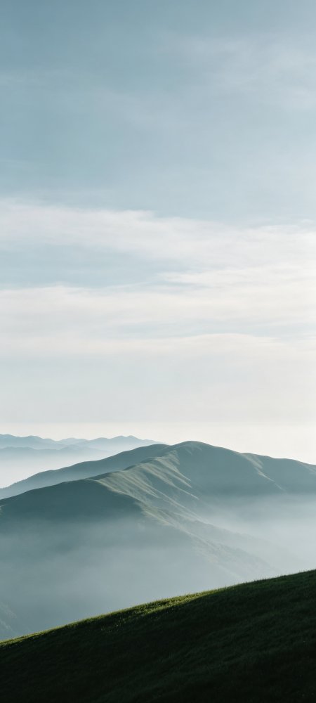 青山云雾层峦意境简约风景手机壁纸