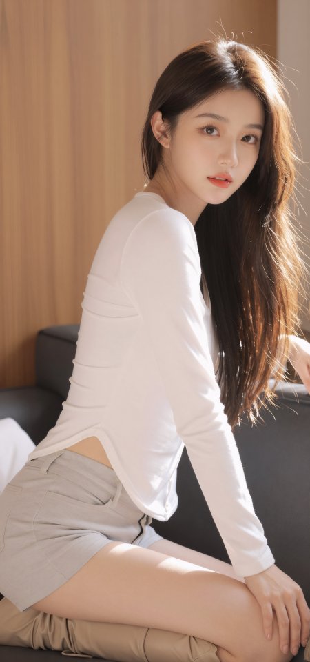 室内阳光白衣回眸长发美女手机壁纸