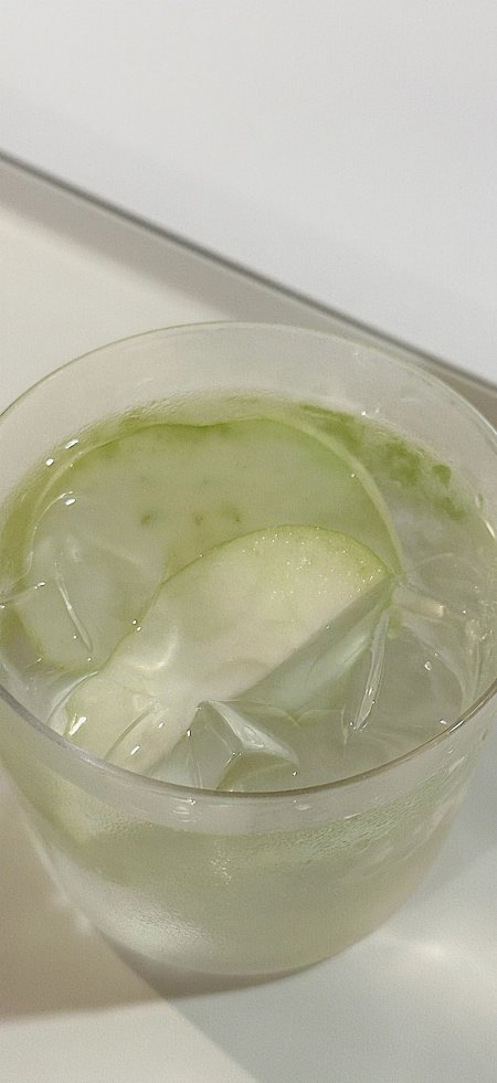 青苹果冰块冷饮清新创意手机壁纸