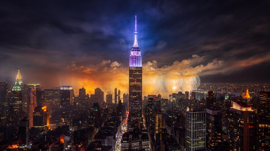 纽约帝国大厦烟花绽放都市夜景风景电脑壁纸