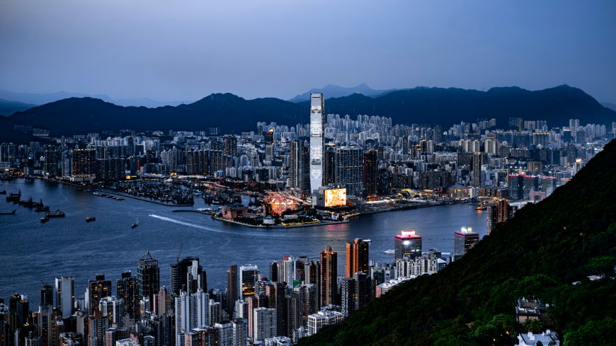 香港维多利亚港黄昏天际线风景电脑壁纸