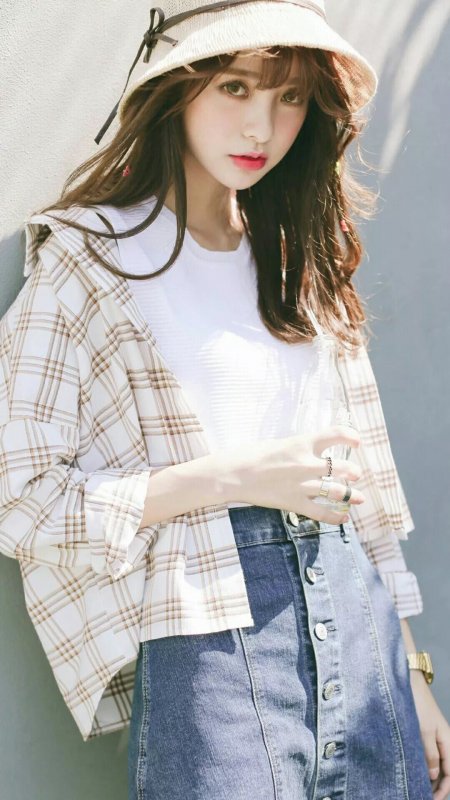 草帽牛仔裙格纹衫阳光侧影清新美女人物手机壁纸