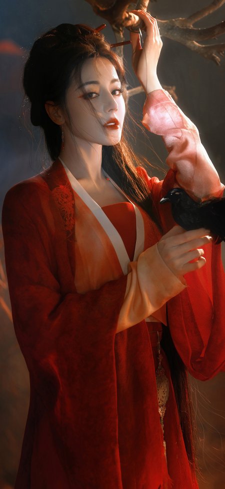 迪丽热巴红衣汉服乌鸦枯枝意境冷艳美女人物手机壁纸