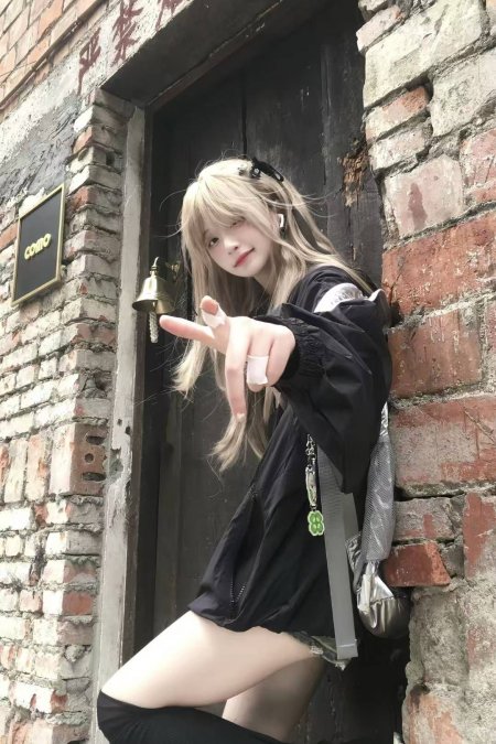 金发黑衣街拍甜酷少女美女手机壁纸