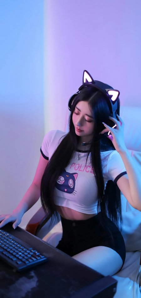 猫耳耳机电竞紫光氛围美女手机壁纸