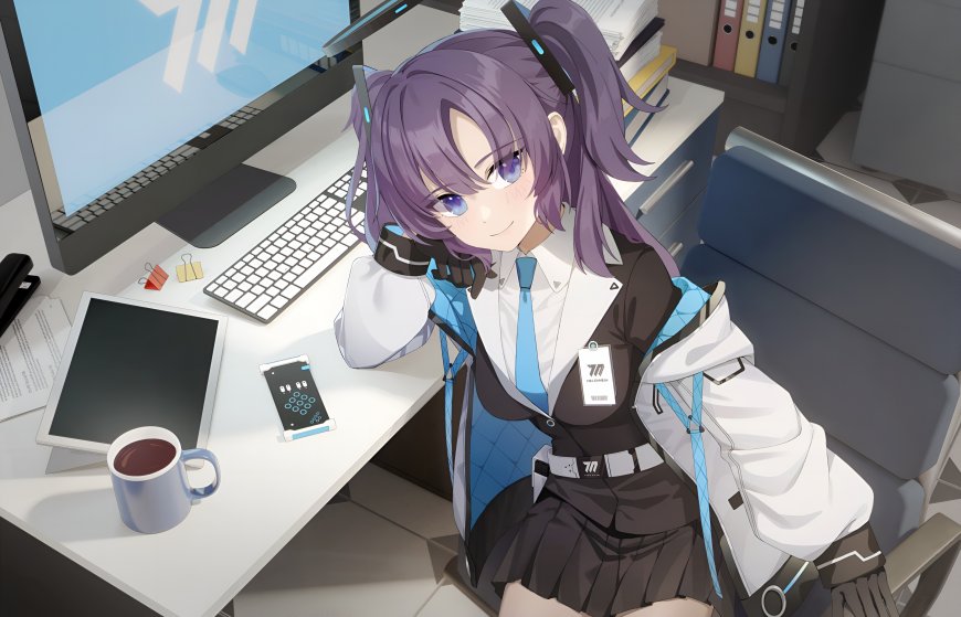 蔚蓝档案早濑优香办公桌紫发少女微笑游戏电脑壁纸