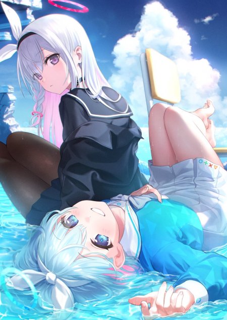 碧蓝档案双少女浅海戏水游戏手机壁纸