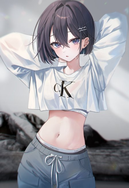 紫发露脐运动装少女动漫手机壁纸