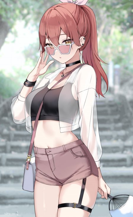 粉发马尾墨镜短裤少女动漫手机壁纸