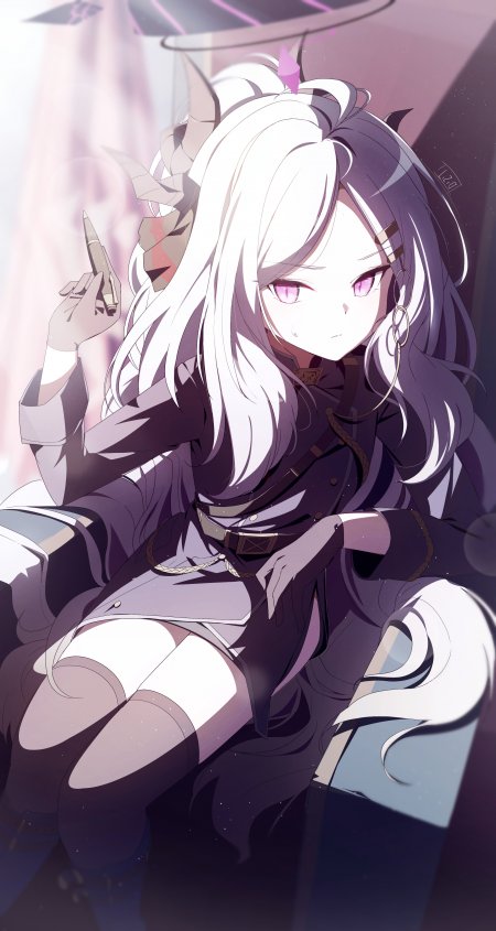 碧蓝档案空崎日奈制服御姐游戏手机壁纸
