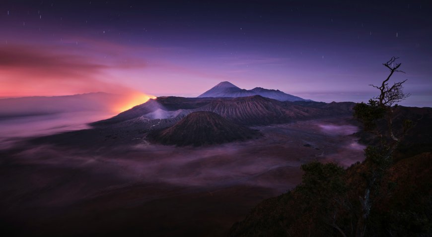 布罗莫火山星空紫霞云海日出奇观自然风光风景电脑壁纸