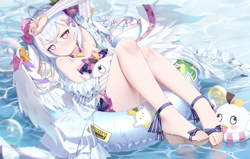 白上吹雪白发泳装游泳圈水上漂浮夏日清凉动漫电脑壁纸