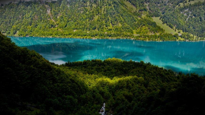 碧湖青山倒影翠绿风景电脑壁纸精选