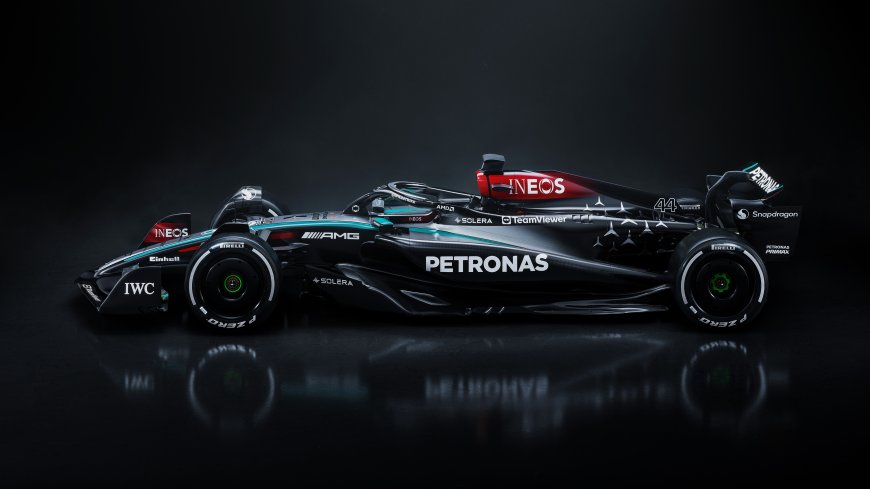 梅赛德斯AMG马石油F1赛车黑绿银军事科
