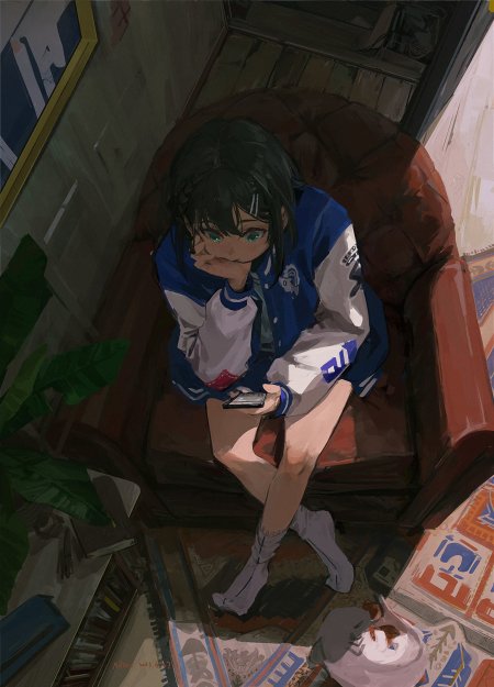 黑发绿眼少女蓝白棒球服室内写实动漫手机壁