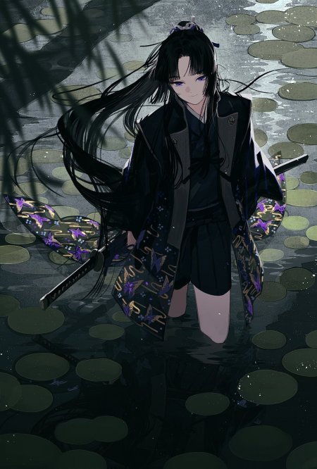 黑发紫瞳和风少女持刀立水塘暗绿动漫手机壁