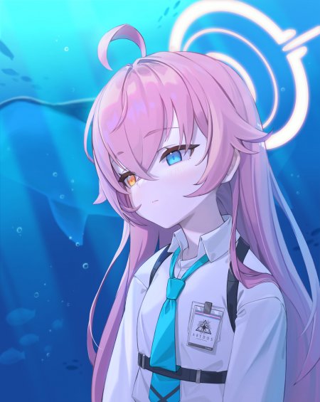 深海少女粉发异色瞳蓝白动漫手机壁纸