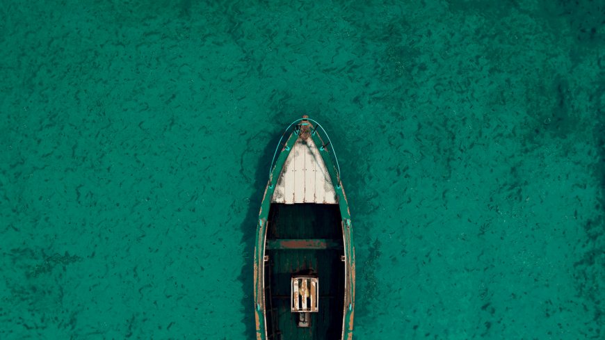小船碧海俯拍青绿风景电脑壁纸精选