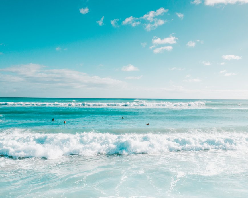 碧海蓝天白浪翻涌清新风景电脑壁纸