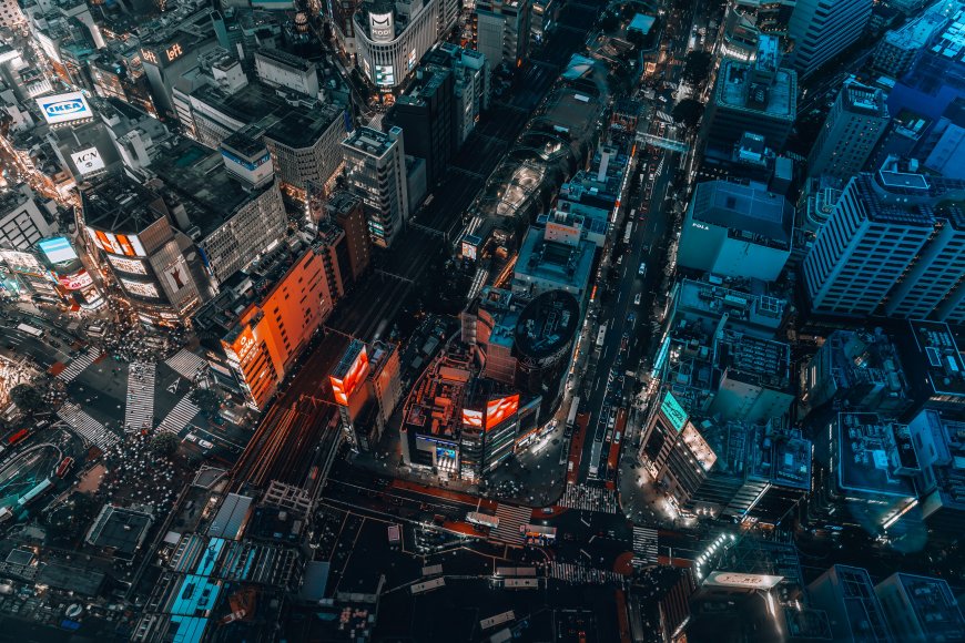 东京涩谷十字路口夜景蓝橙城市建筑电脑壁纸