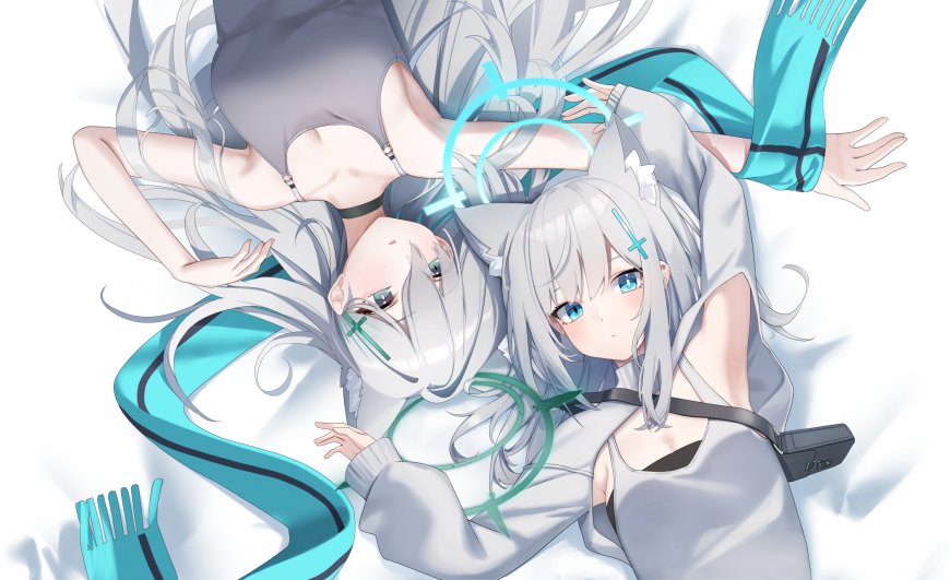 初音未来与镜音铃银发蓝瞳动漫电脑壁纸