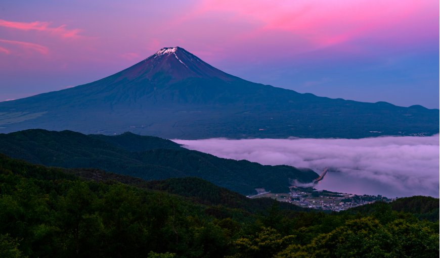 富士山云海日出紫蓝风景电脑壁纸