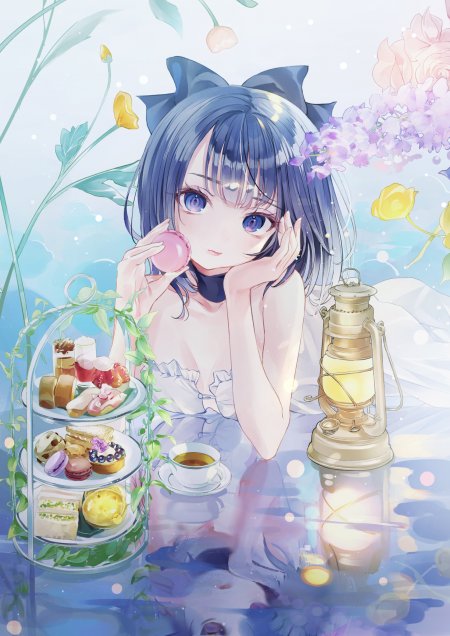 蓝发少女手持马卡龙粉紫梦幻动漫手机壁纸