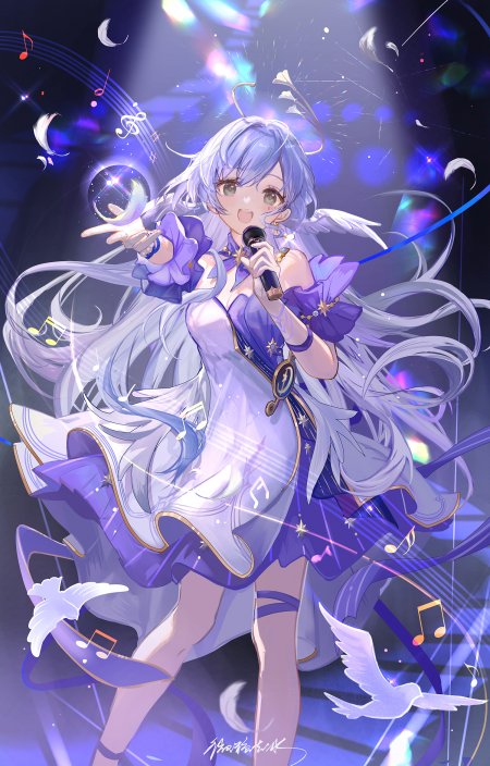 蓝发少女持麦克风演唱紫光梦幻动漫手机壁纸