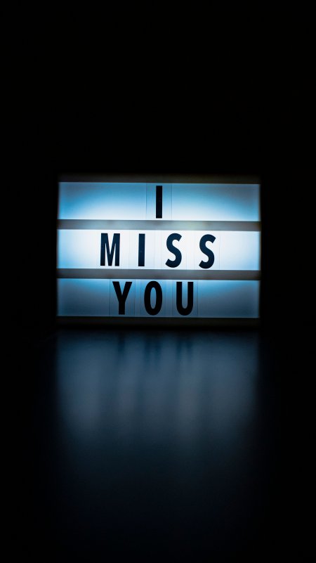 IMISSYOU灯箱蓝光情感文艺手机壁纸
