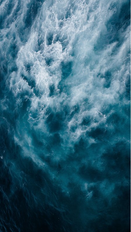 深蓝海浪翻涌白沫漩涡风景手机壁纸