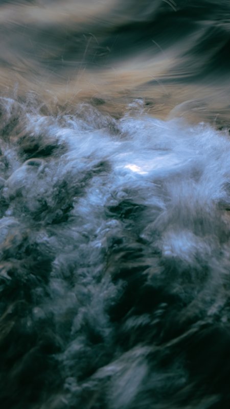 湍急水流飞溅蓝绿自然风景手机壁纸