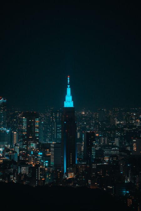 东京晴空塔夜景蓝光璀璨城市建筑手机壁纸