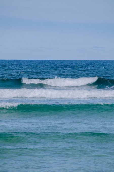 海浪翻涌蓝绿渐变风景手机壁纸精选