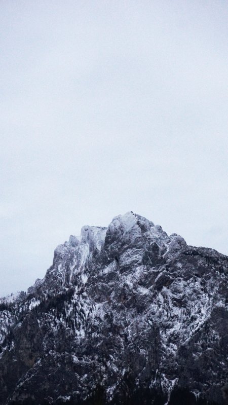 雪山峻岭覆雪苍茫灰白风景手机壁纸