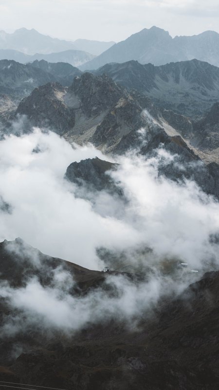 雪山云海缭绕灰蓝风景手机壁纸精选