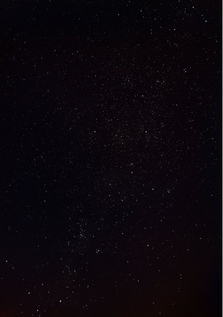 璀璨星河深邃暗蓝太空科幻手机壁纸