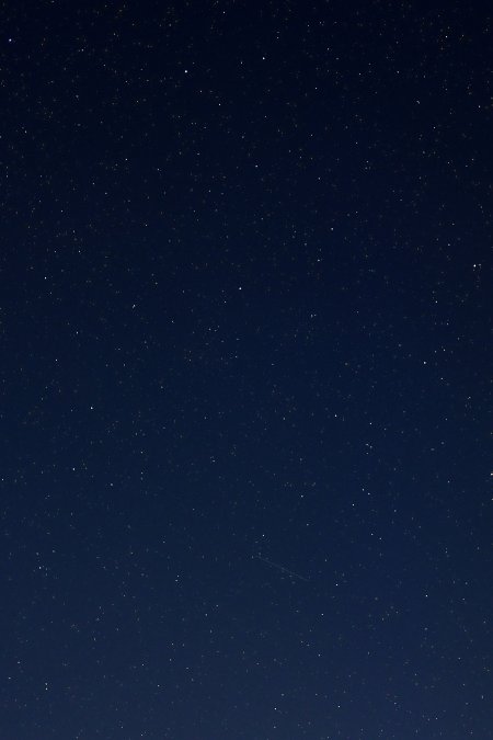 深蓝夜空繁星点点流星划过暗蓝太空科幻手机
