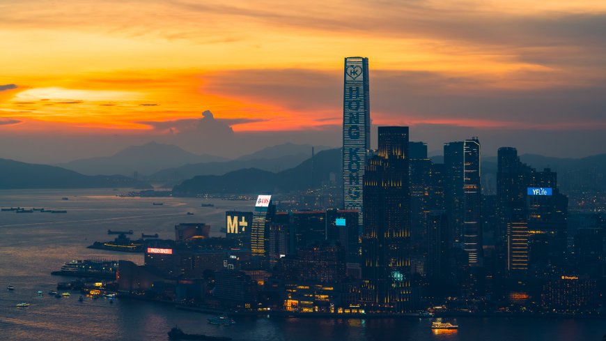 香港维多利亚港黄昏橙金城市建筑电脑壁纸